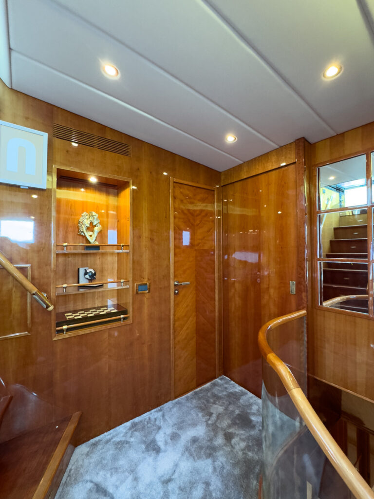 Atalanti Yatch White Lightning Investm (31)